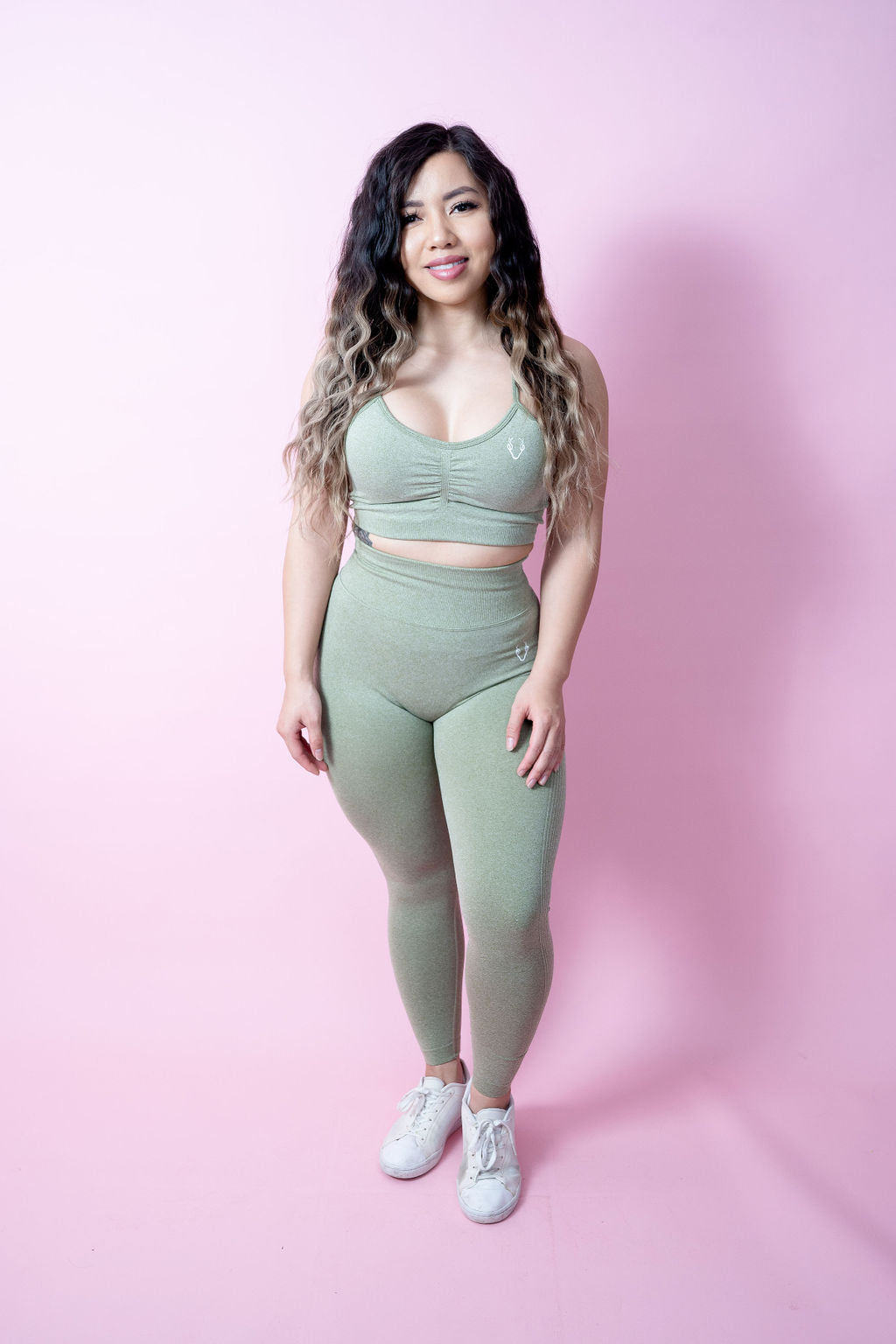 Allure Scrunch Booty Leggings - Tea Green